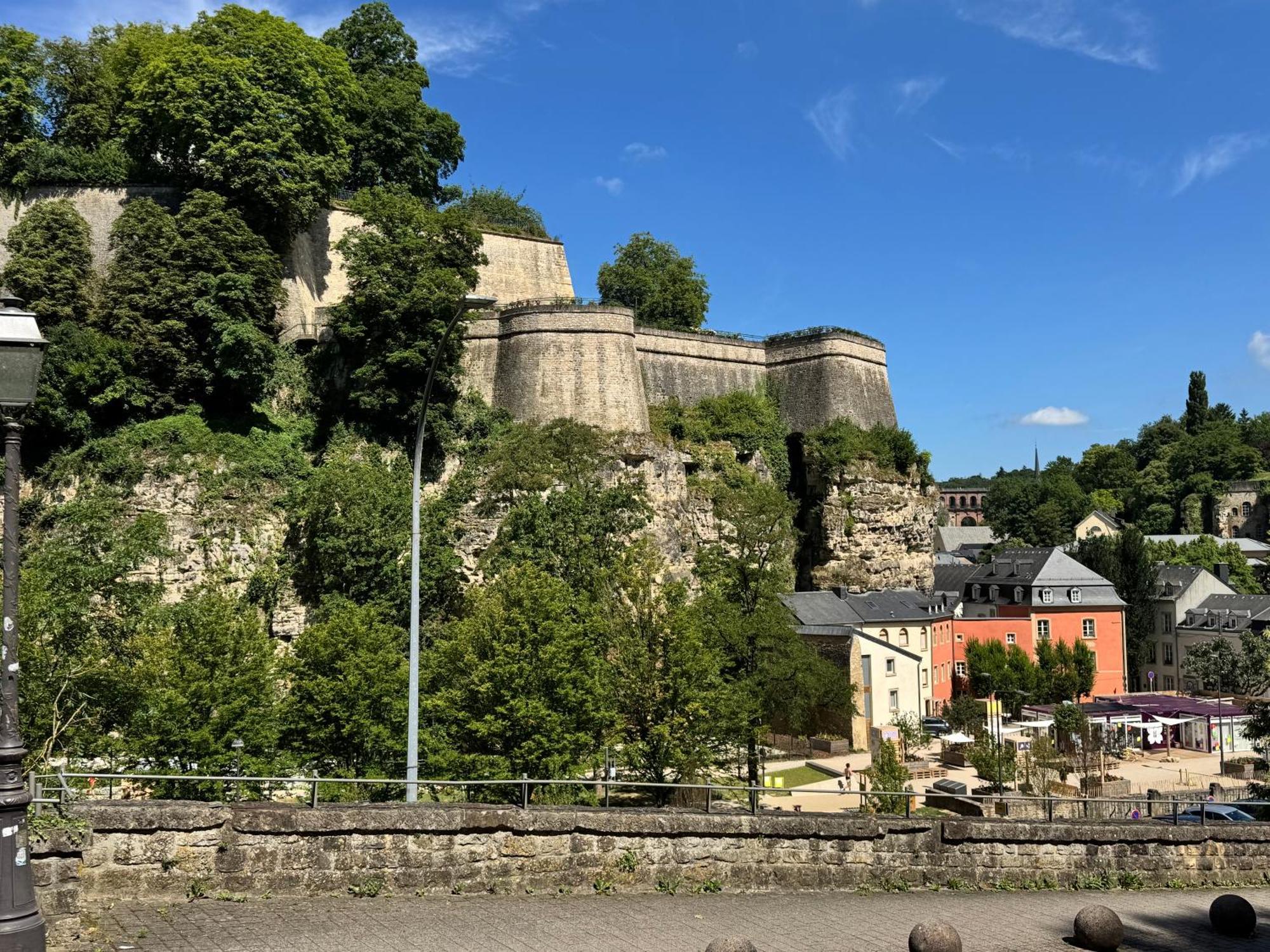 Historic Town Luxe And Epic View